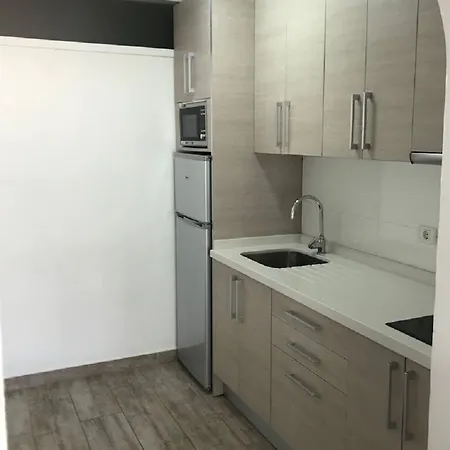 Adaptuhotel Hotel 2*